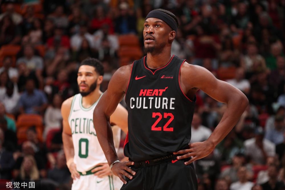 己要求极高 己要求极高