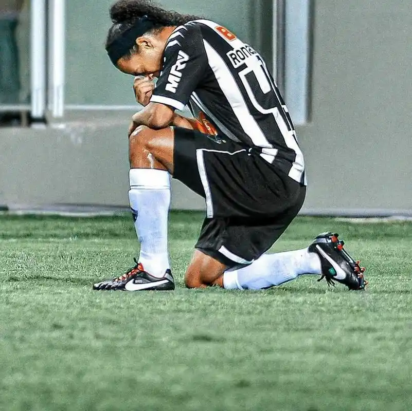 場精彩的突 場精彩的突