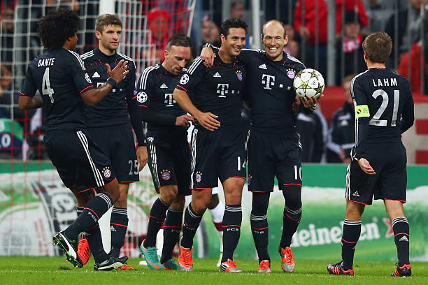 维护足球运 维护足球运